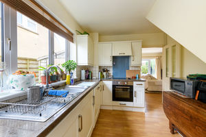 Kitchen- click for photo gallery